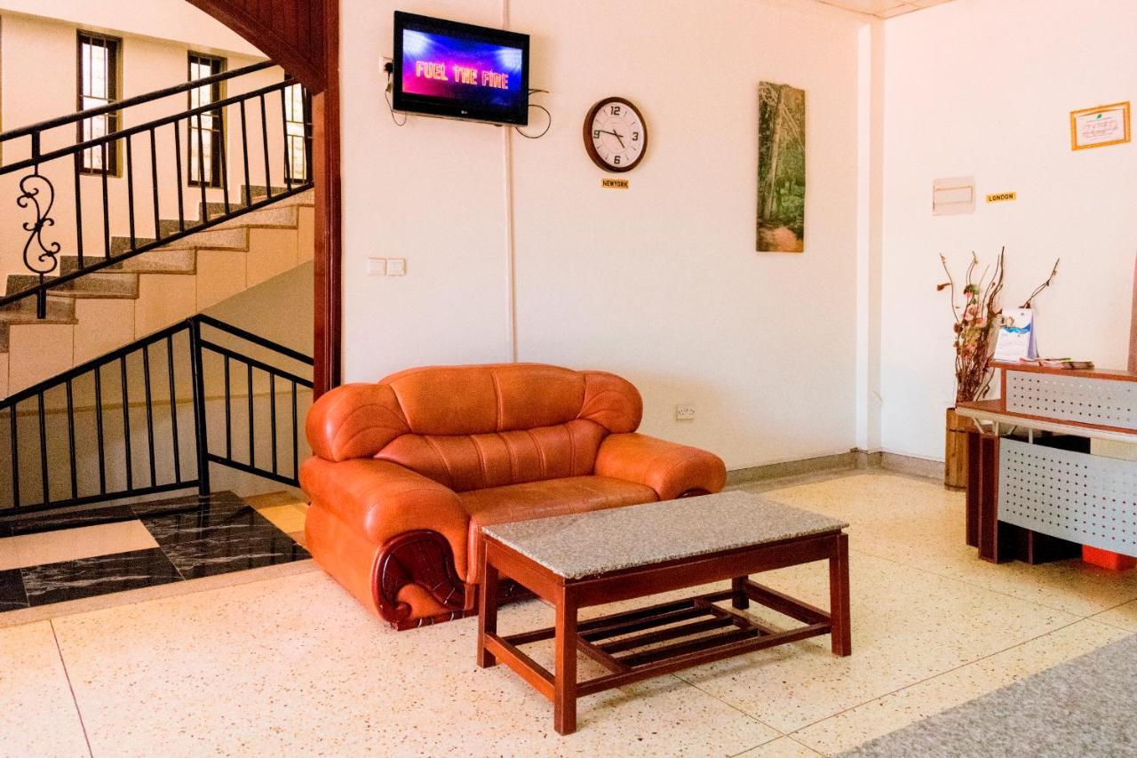 Kahondo Buffalo Hotel Kampala Makerere Extérieur photo